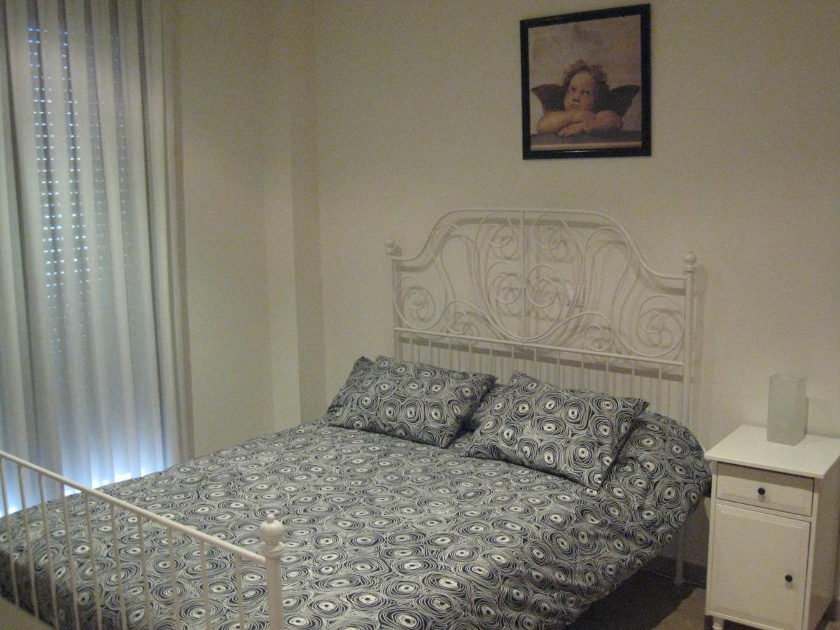 Hostal Alfajarin El Burgo de Ebro Room photo
